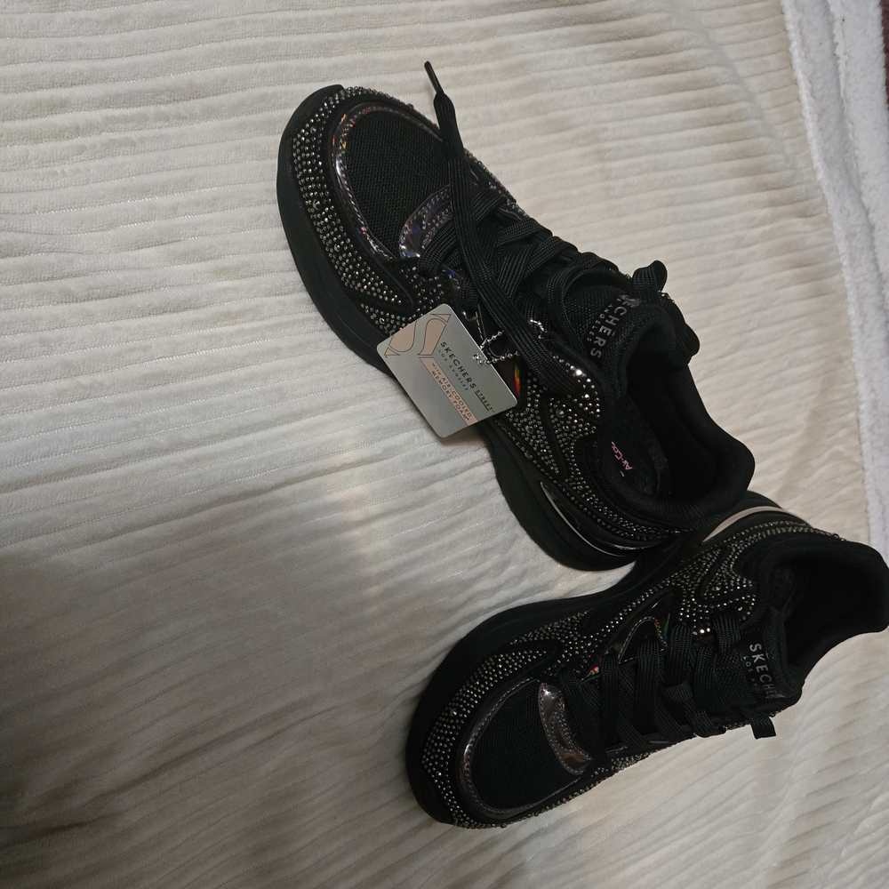 Skechers Black and Silver Sneakers